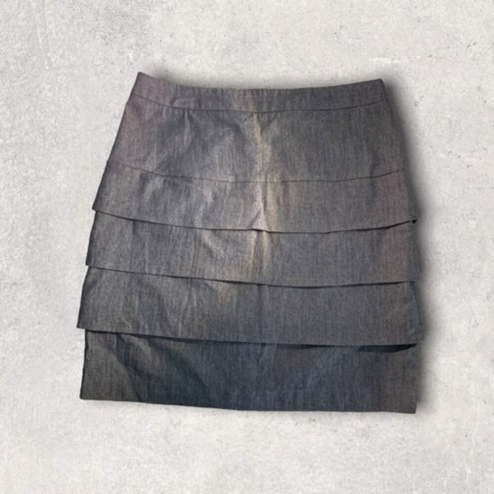 Larry Levine Denim Skirt Womens  Size 12 Tiered Design Dark Wash NWOT
